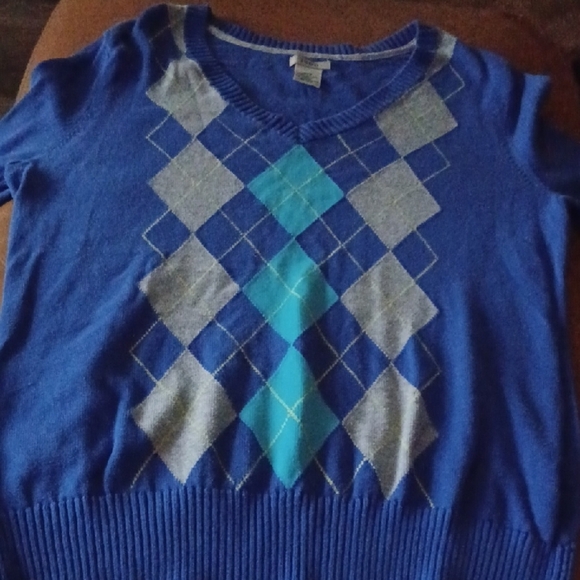 💙🌺Izod Blue and Gray Knit Sweater - Picture 2 of 5